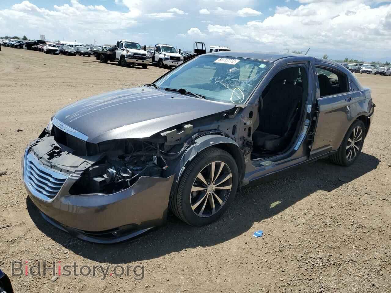 2014 CHRYSLER 200 - VIN: 1C3CCBBG6EN180318 - Фото 2