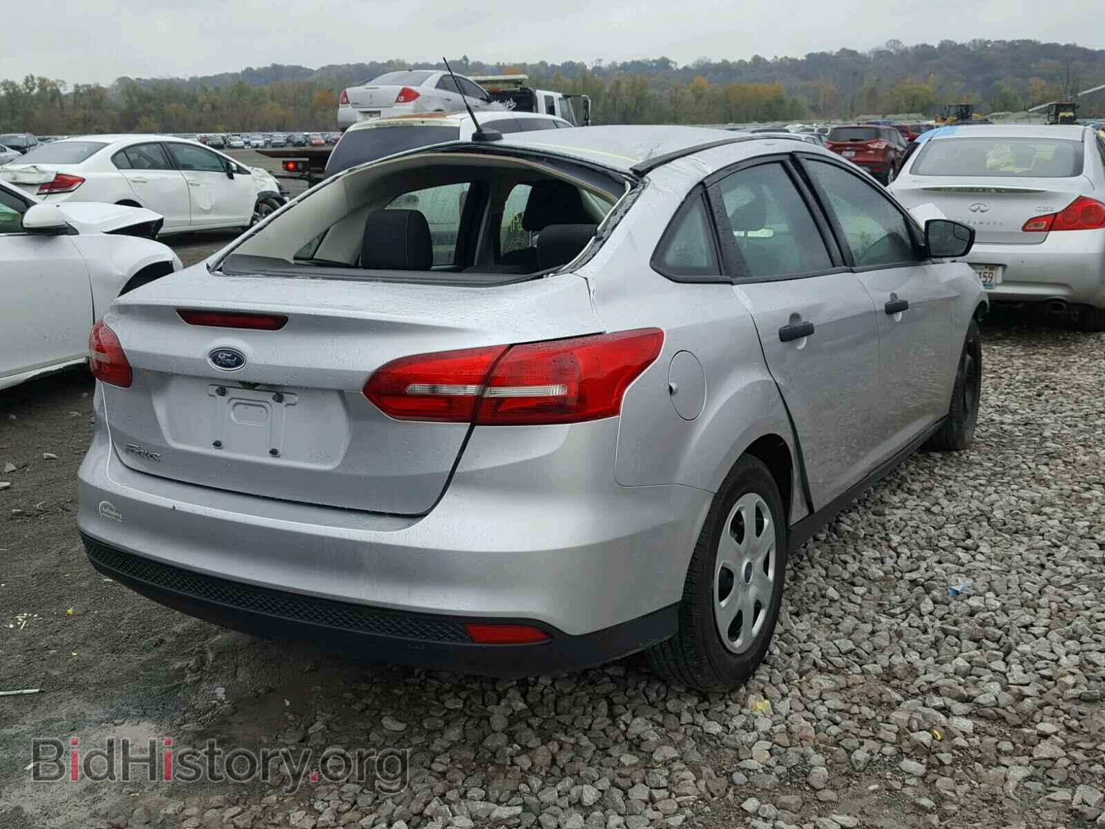 2017 FORD FOCUS - VIN: 1FADP3E21HL324857 - Photo 4