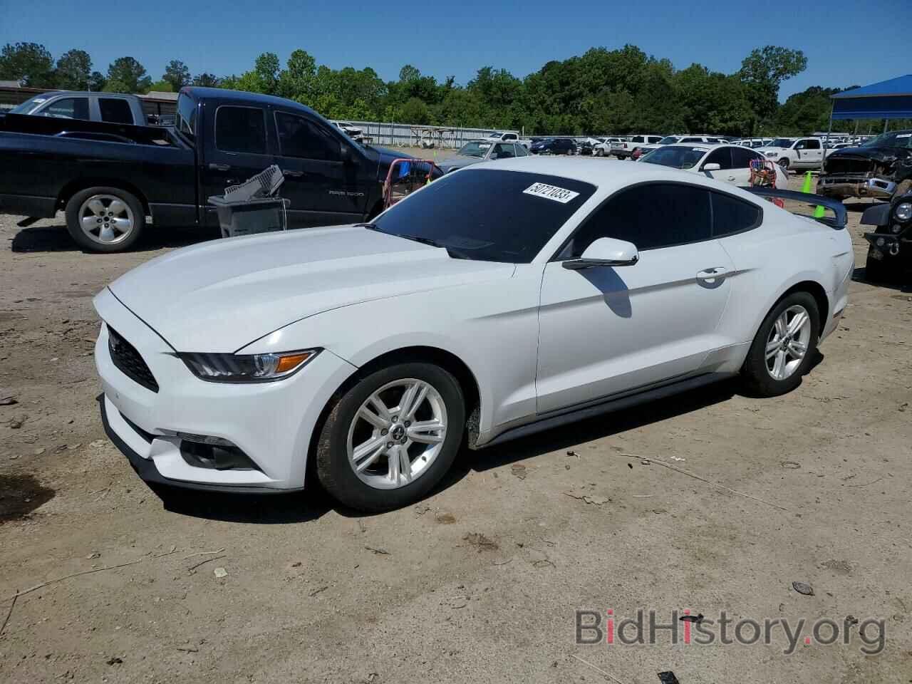 Photo 1FA6P8TH8G5324323 - FORD MUSTANG 2016