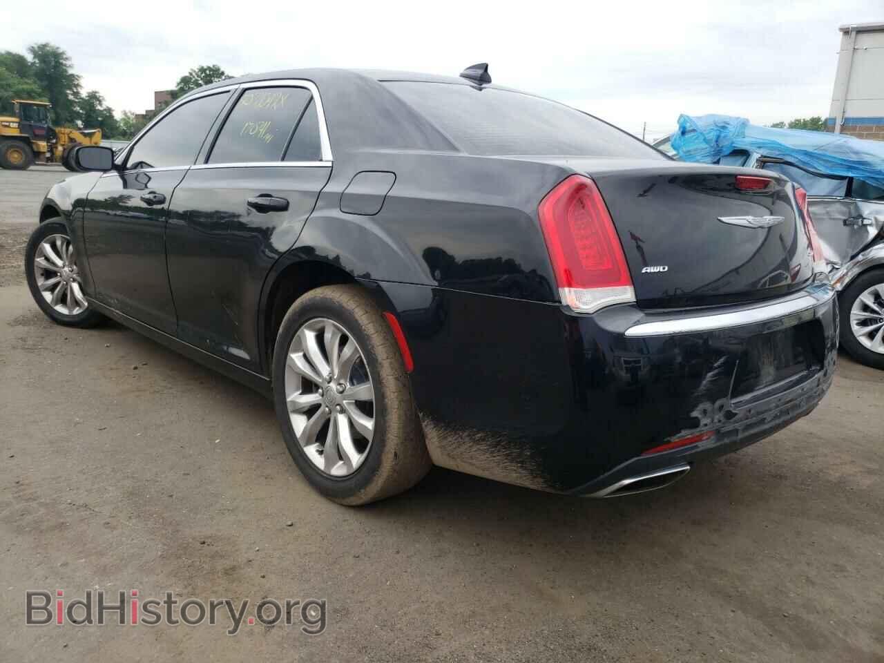 2016 CHRYSLER 300 - VIN: 2C3CCARG0GH208657 - Фото 3