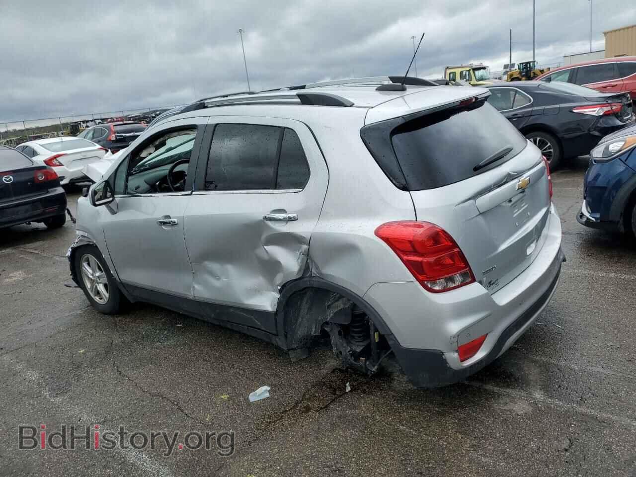 2017 CHEVROLET TRAX - VIN: 3GNCJLSB3HL281744 - Фото 2