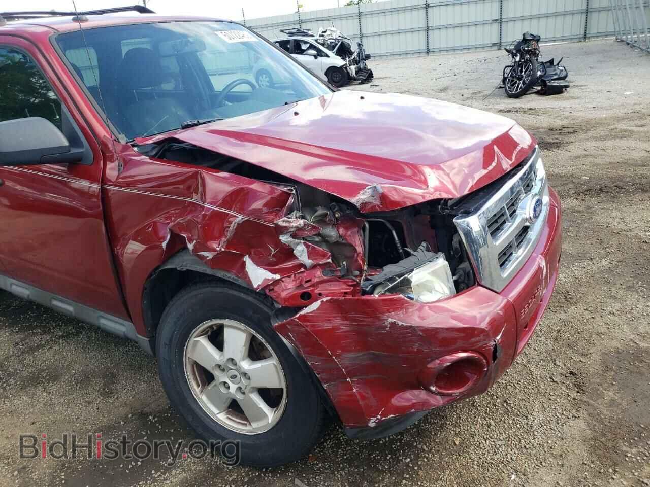 2011 FORD ESCAPE - VIN: 1FMCU0D79BKA60466 - Фото 9