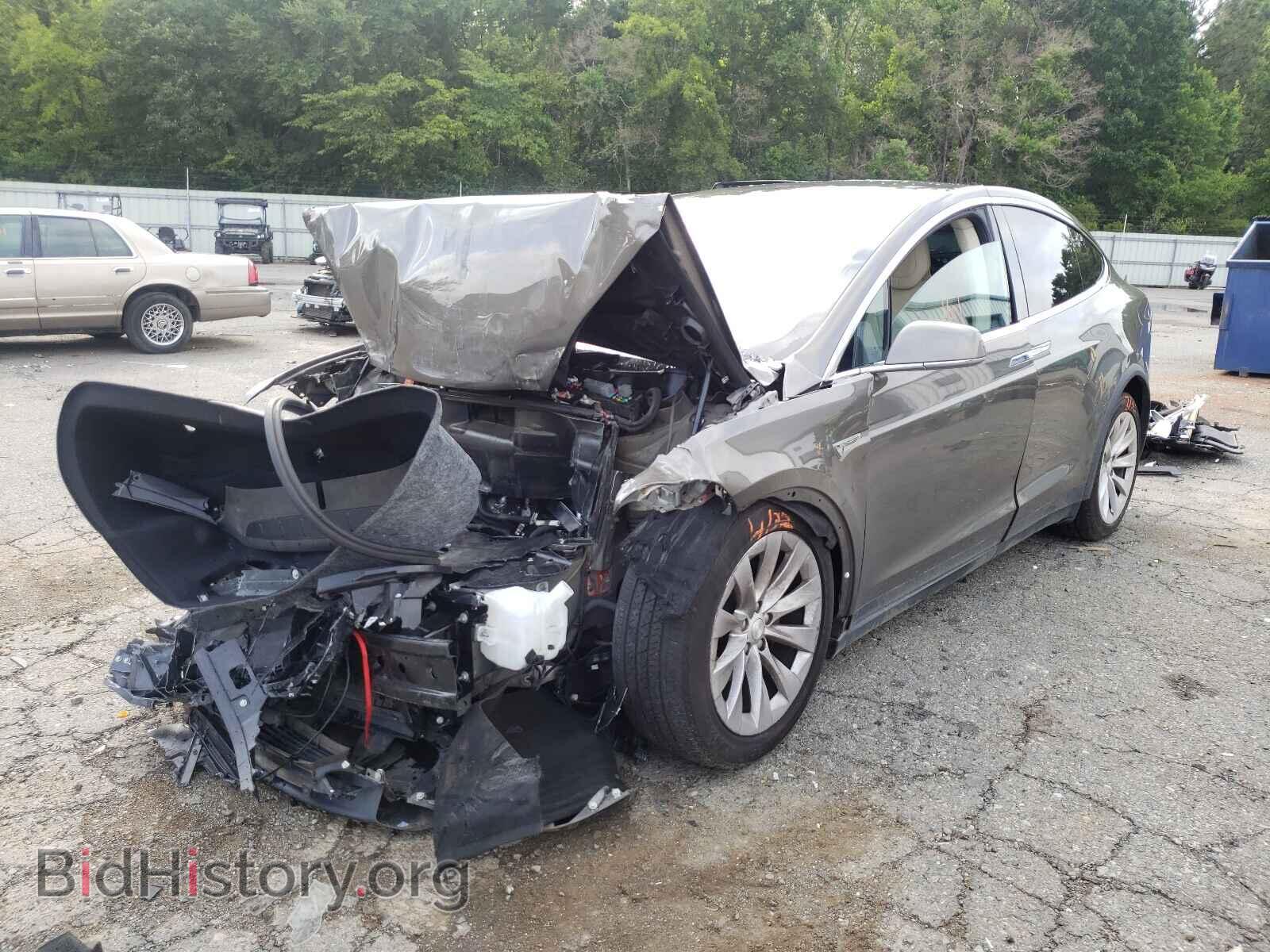 2016 TESLA MODEL X - VIN: 5YJXCBE26GF017599 - Photo 2