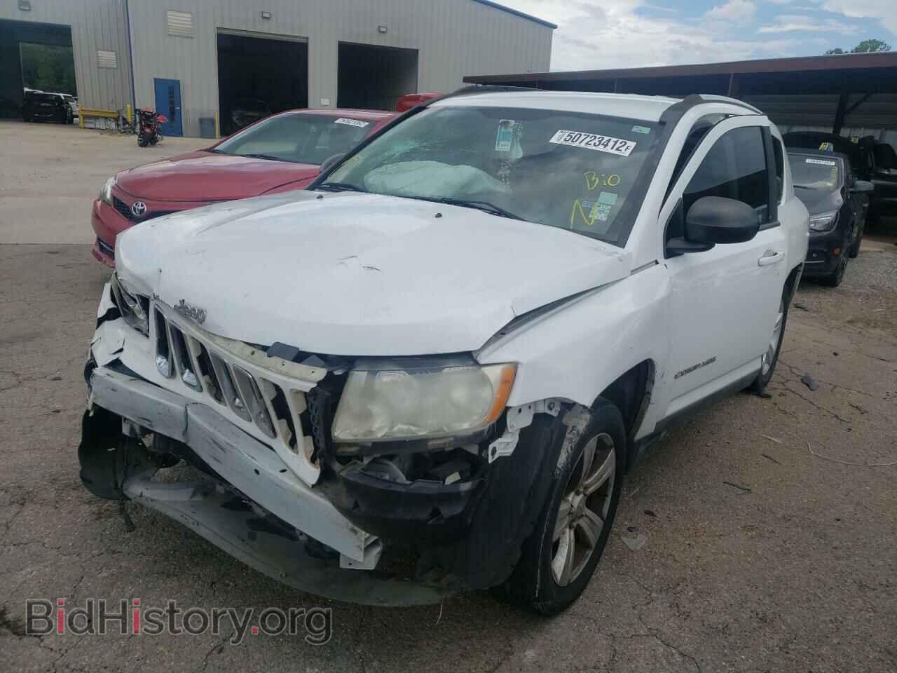 2011 JEEP COMPASS - VIN: 1J4NT1FB8BD260163 - Фото 2