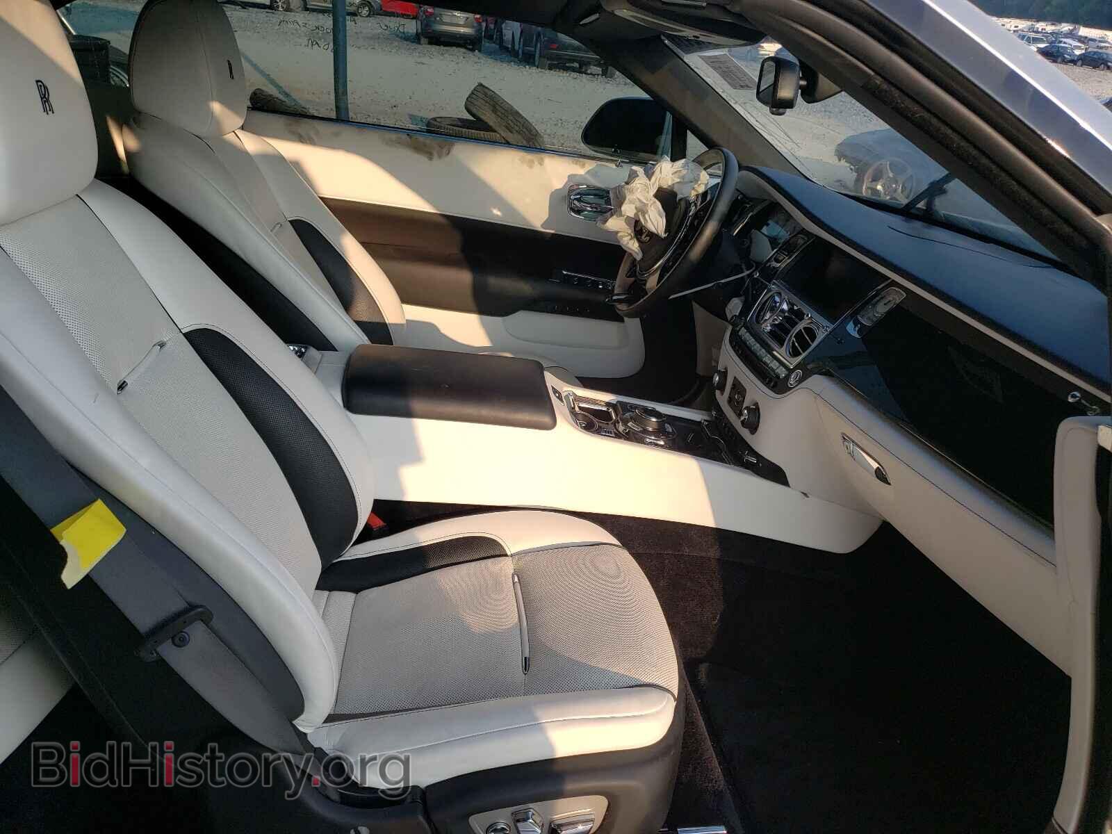 2016 ROLLS-ROYCE DAWN - VIN: SCA666D53GU102128 - Фото 5