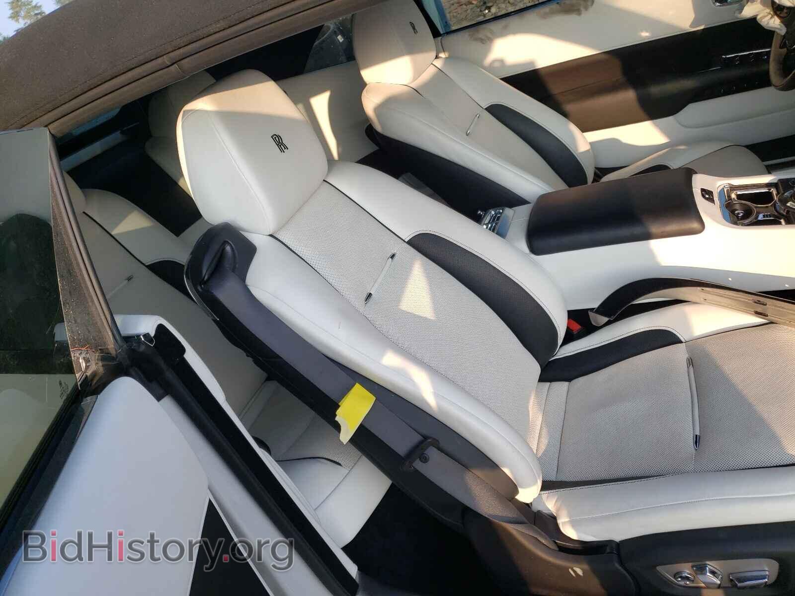 2016 ROLLS-ROYCE DAWN - VIN: SCA666D53GU102128 - Фото 6