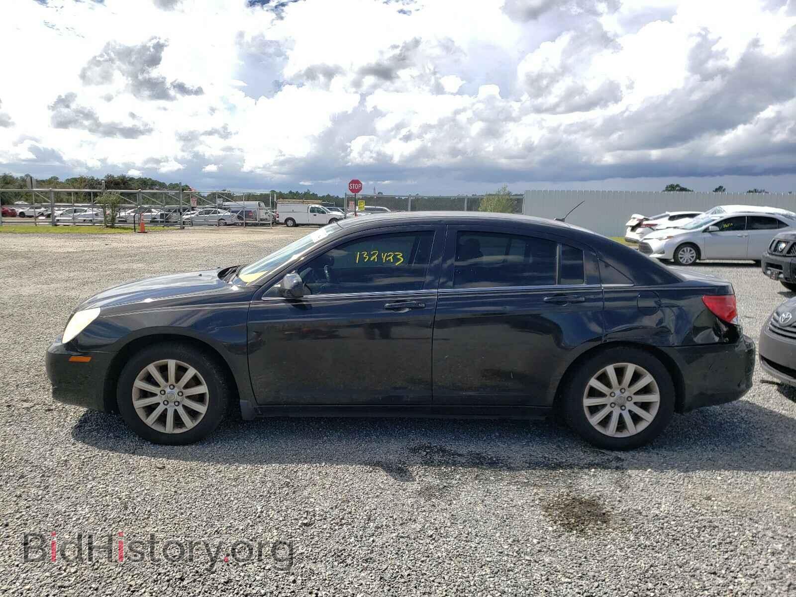 2010 CHRYSLER SEBRING - VIN: 1C3CC5FB6AN225980 - Фото 9