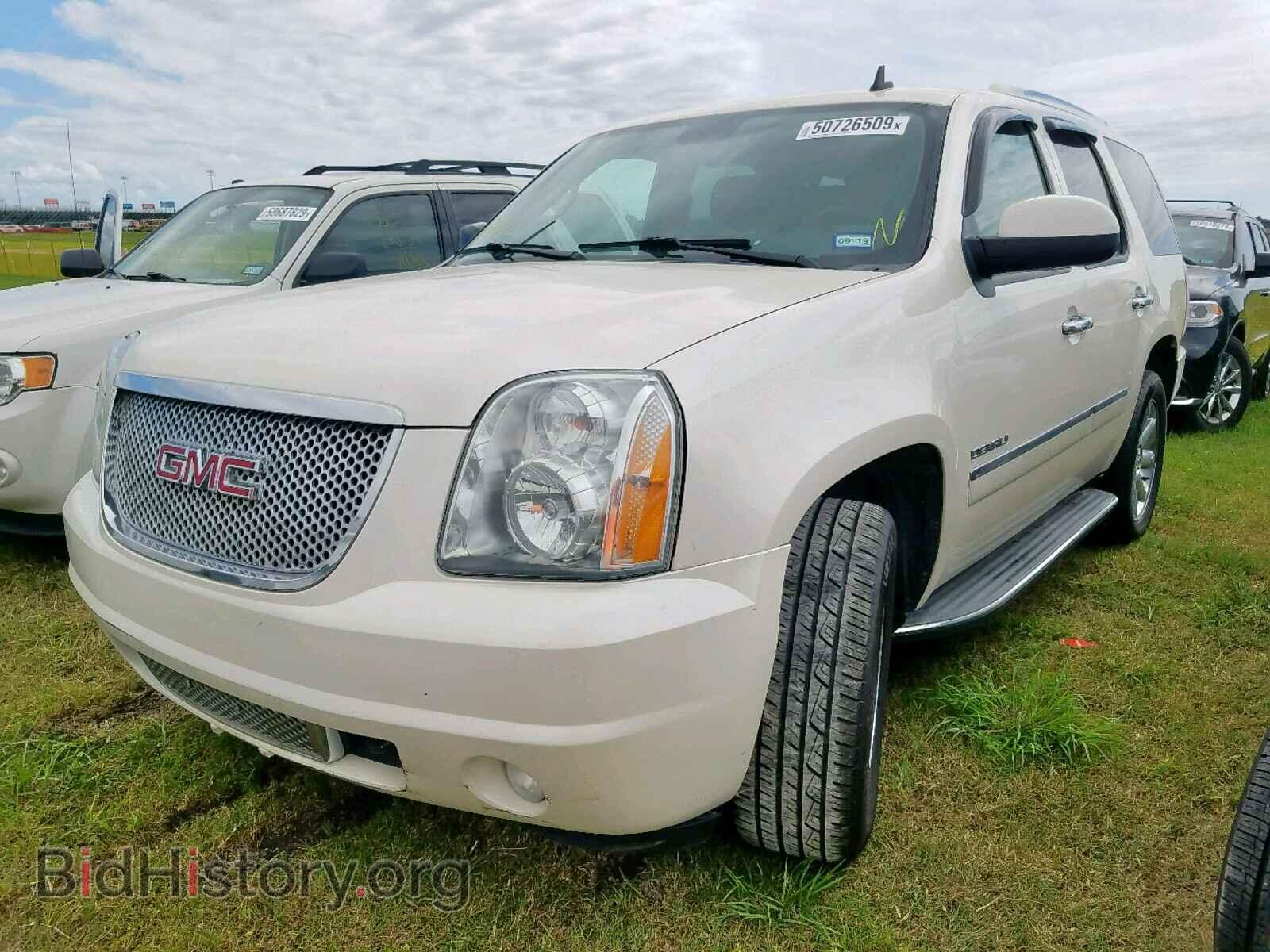 2013 GMC YUKON DENA - VIN: 1GKS1EEF1DR364062 - Фото 2