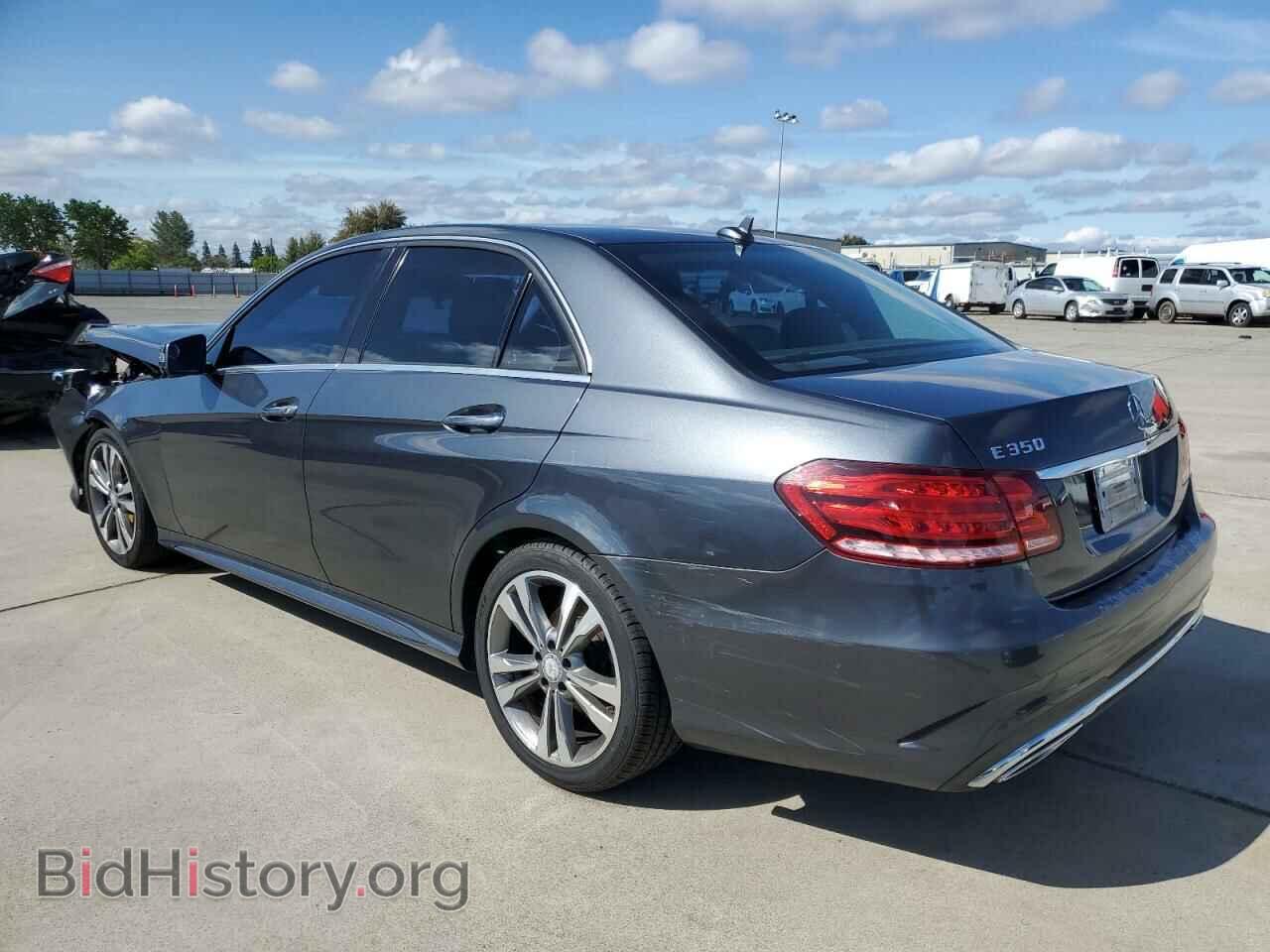 2014 MERCEDES-BENZ E-CLASS - VIN: WDDHF5KB9EA915160 - Фото 2
