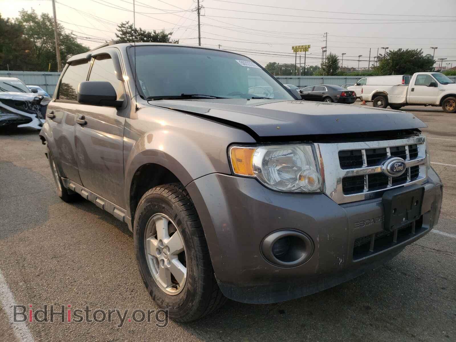 Фотография 1FMCU0C71BKA53559 - FORD ESCAPE 2011