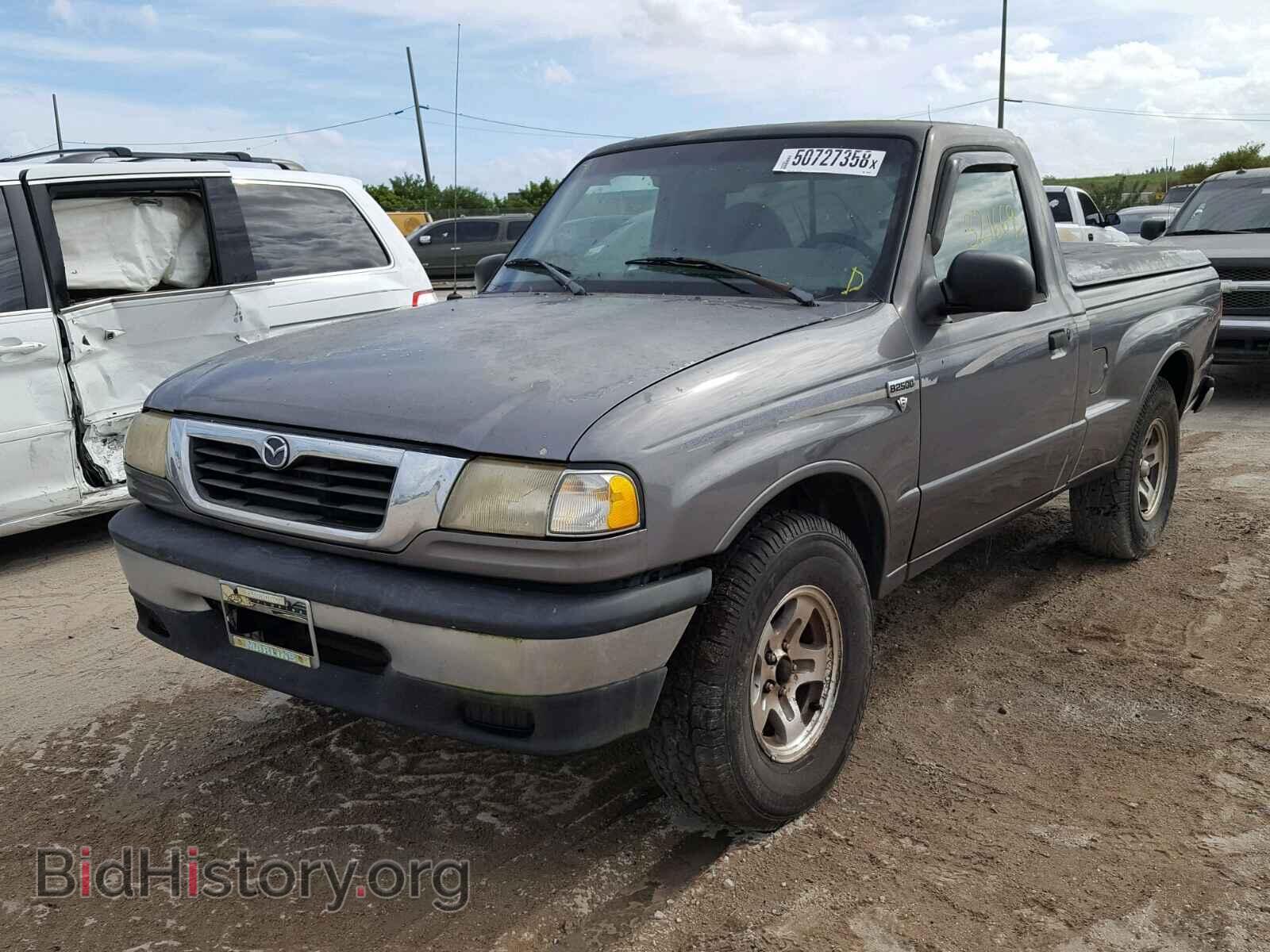 1998 MAZDA B2500 - VIN: 4F4YR12C8WTM30153 - Фото 2