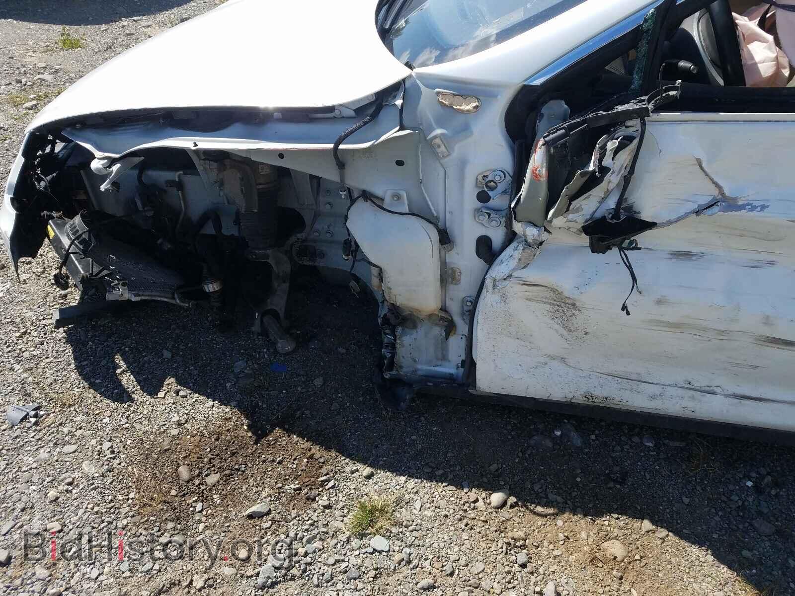 2015 TESLA MODEL S - VIN: 5YJSA1E20FF108411 - Photo 9