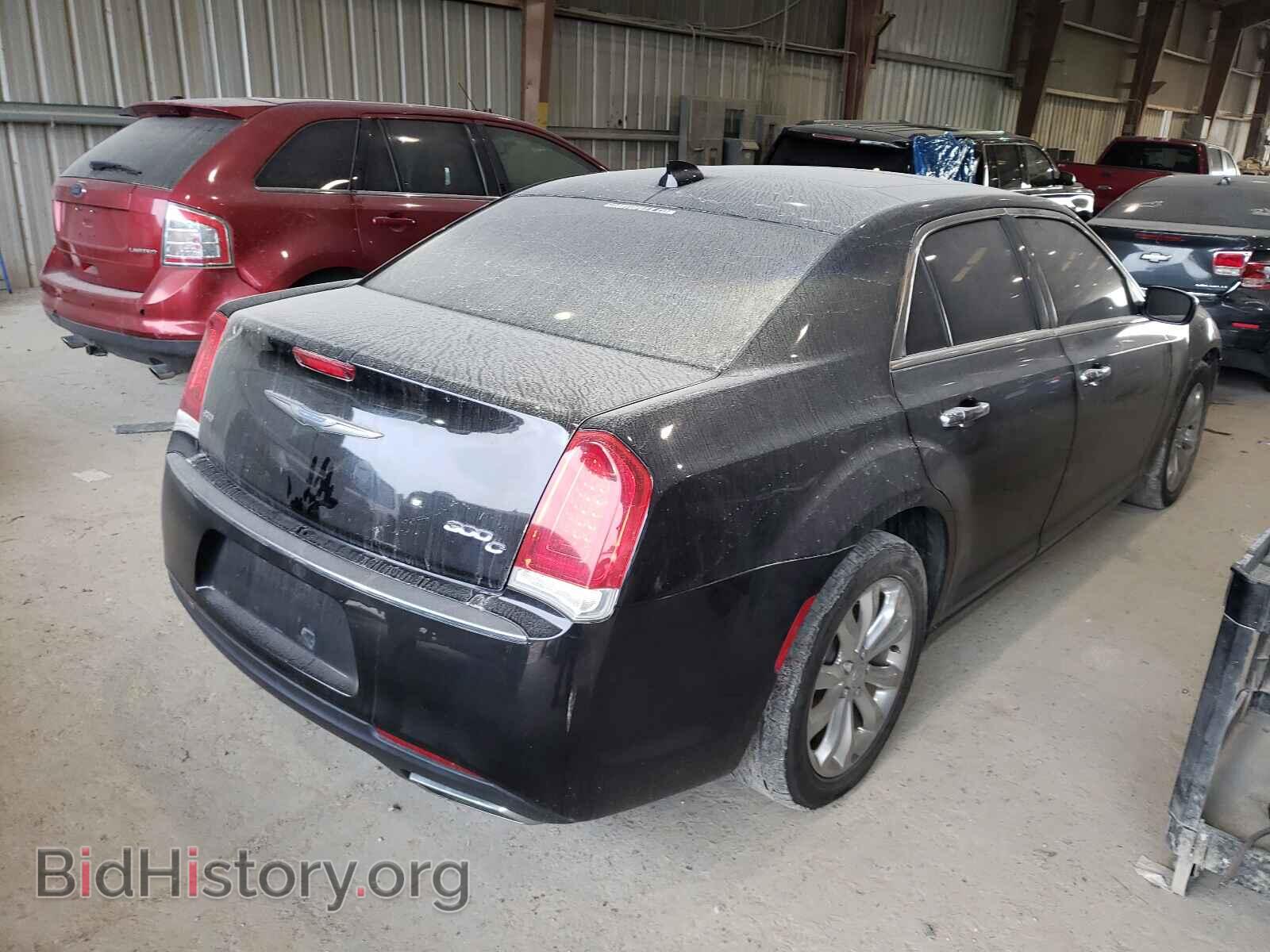 2017 CHRYSLER 300 - VIN: 2C3CCAKG8HH565550 - Фото 4