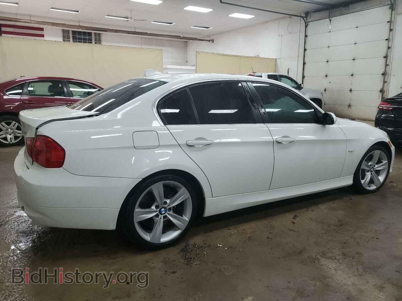 2007 BMW 3 SERIES - VIN: WBAVB73577VF53452 - Фото 3