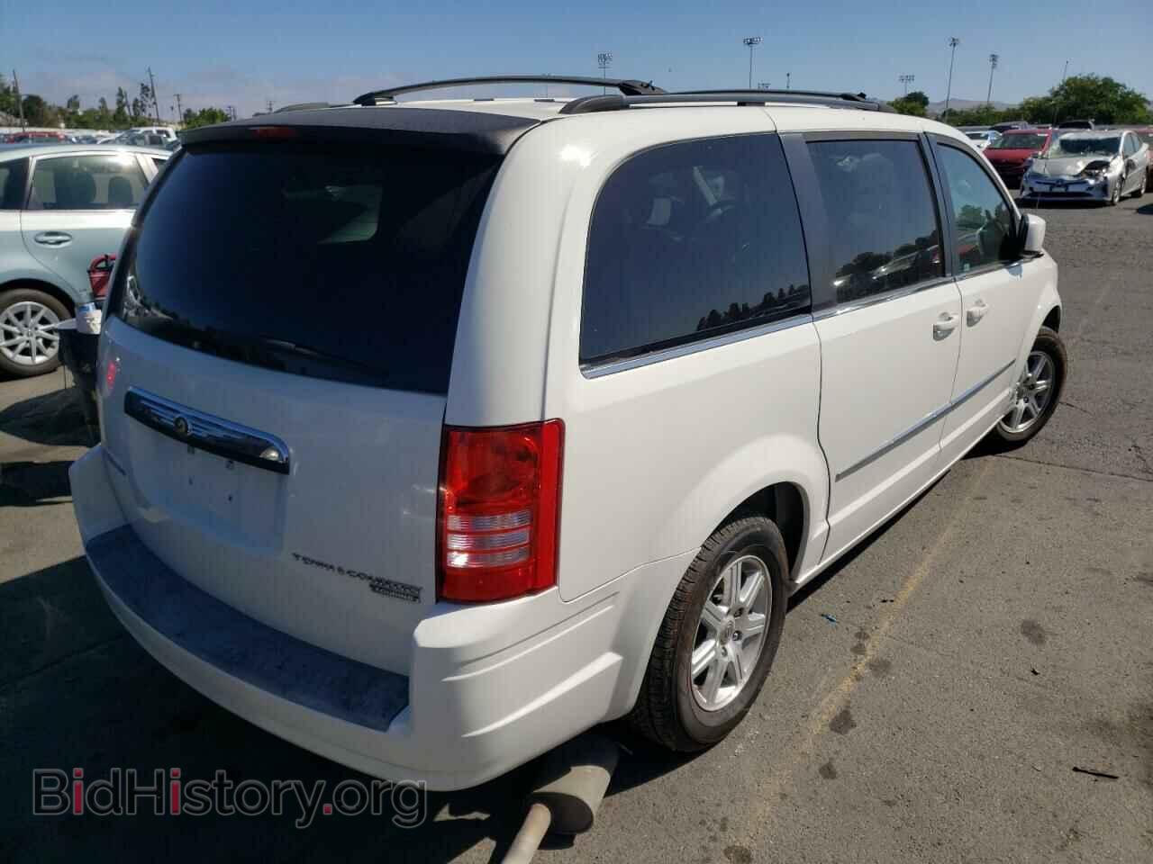 2009 CHRYSLER MINIVAN - VIN: 2A8HR54139R673661 - Фото 4