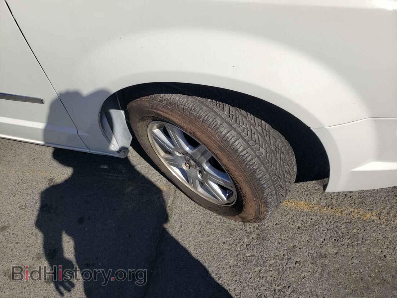 2009 CHRYSLER MINIVAN - VIN: 2A8HR54139R673661 - Фото 9