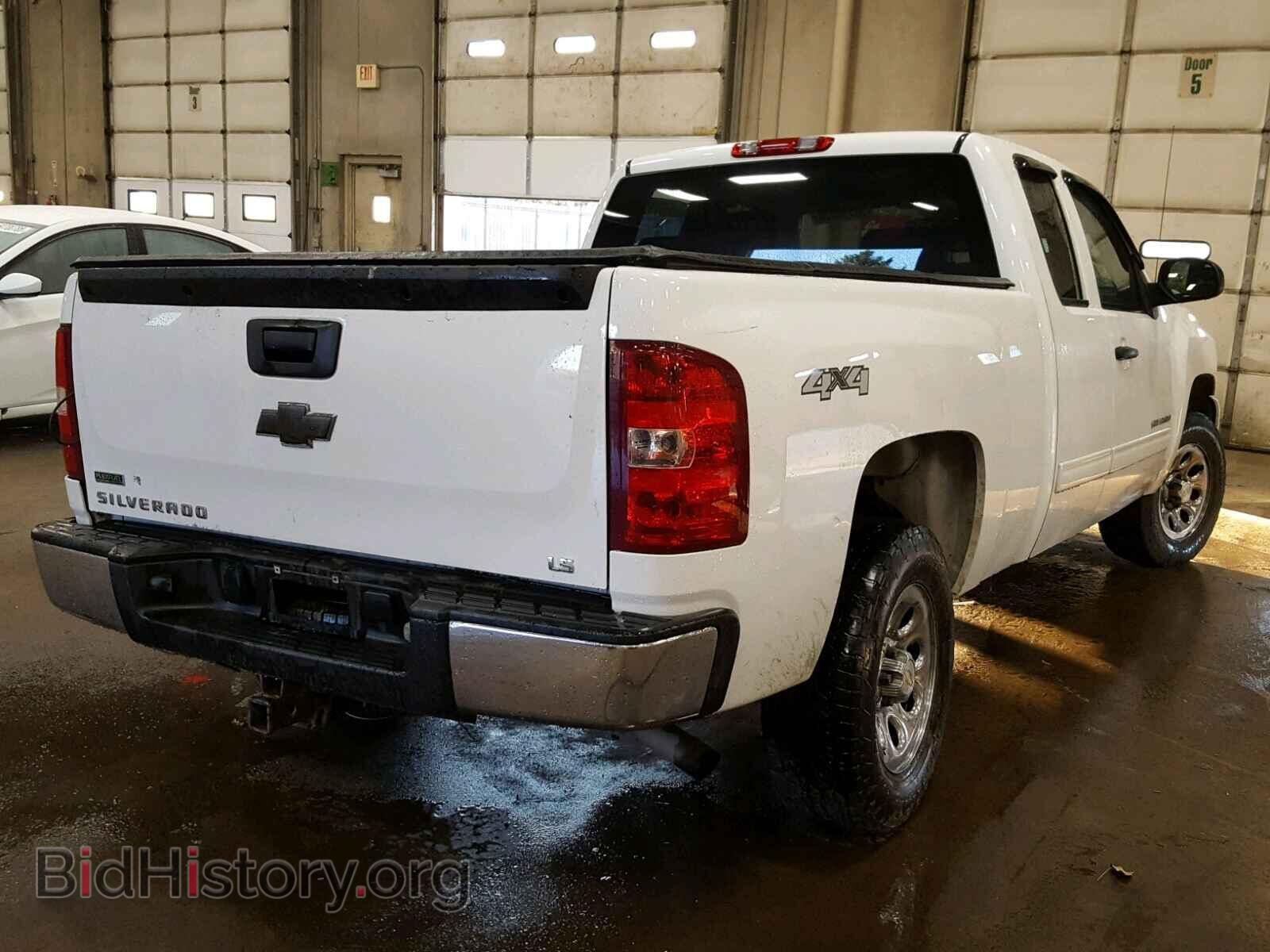 2011 CHEVROLET SILVERADO - VIN: 1GCRKREA7BZ359139 - Фото 4
