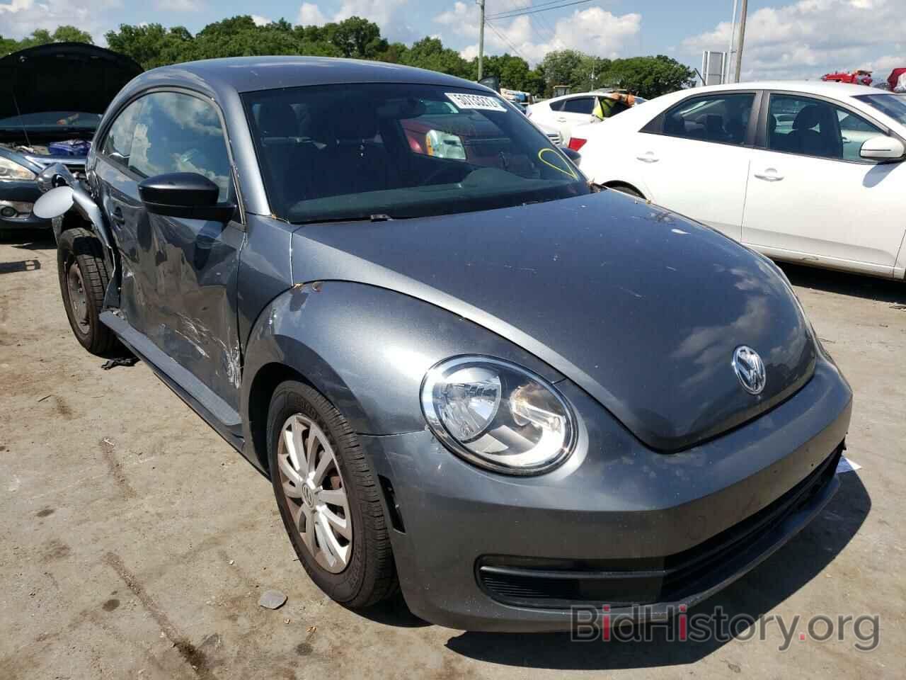 Photo 3VWFP7AT3CM624526 - VOLKSWAGEN BEETLE 2012