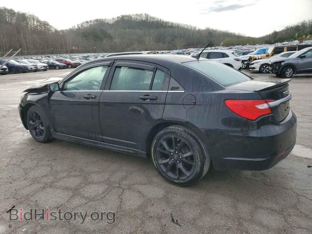 2013 CHRYSLER 200 - VIN: 1C3CCBCG8DN719499 - Фото 2