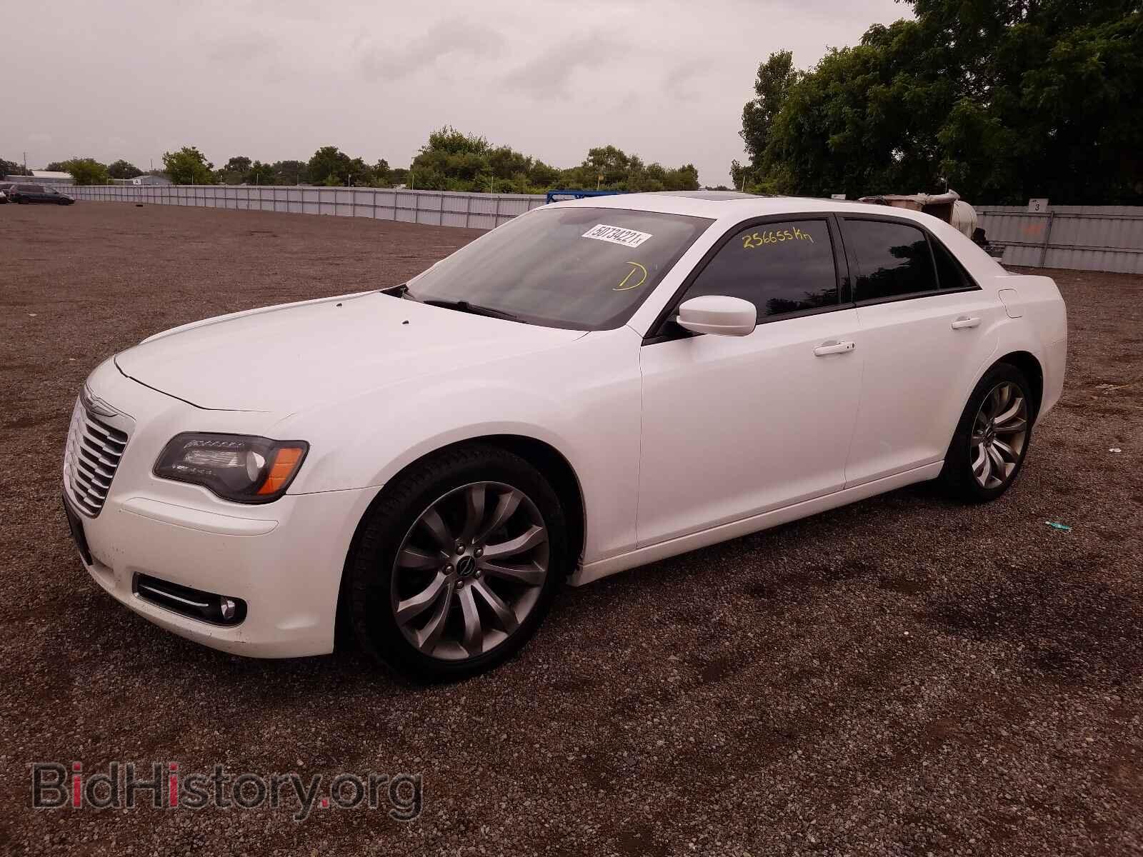 2014 CHRYSLER 300 - VIN: 2C3CCABG8EH378384 - Фото 2