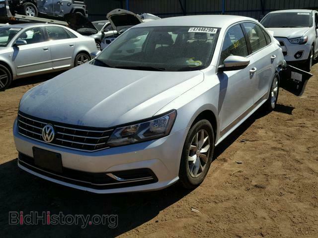 2017 VOLKSWAGEN PASSAT - VIN: 1VWAT7A38HC084105 - Фото 2