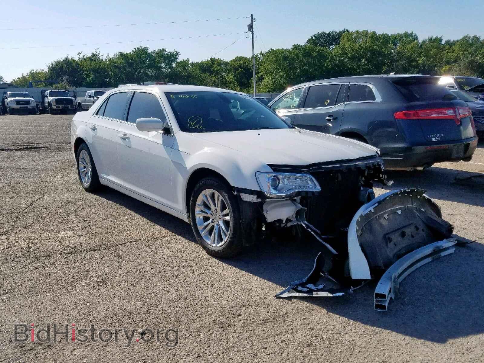 Фотография 2C3CCAAG0HH516635 - CHRYSLER 300 2017