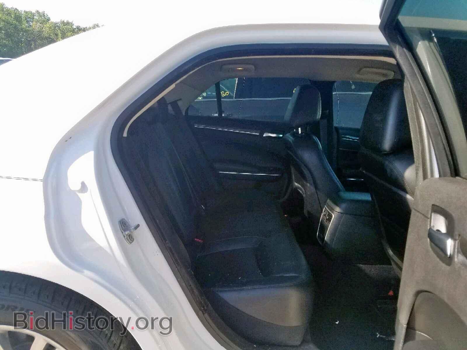 2017 CHRYSLER 300 - VIN: 2C3CCAAG0HH516635 - Фото 6