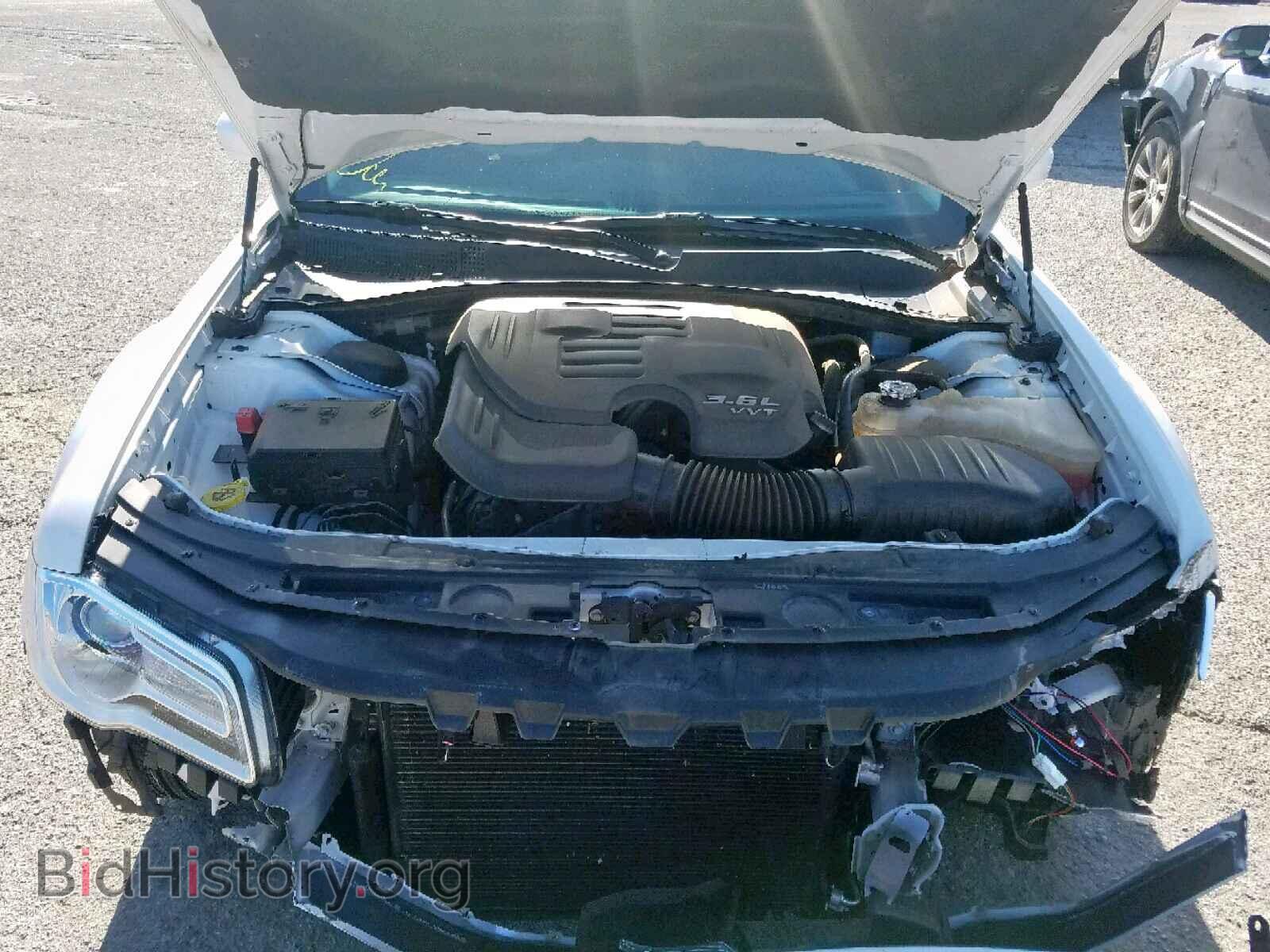 2017 CHRYSLER 300 - VIN: 2C3CCAAG0HH516635 - Фото 7