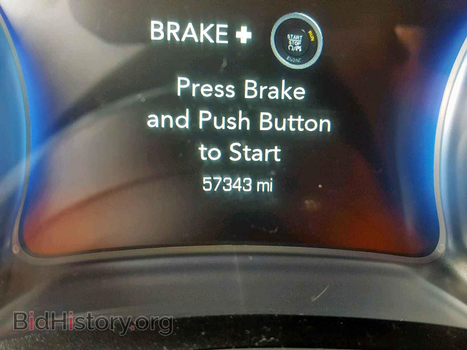 2017 CHRYSLER 300 - VIN: 2C3CCAAG0HH516635 - Фото 8