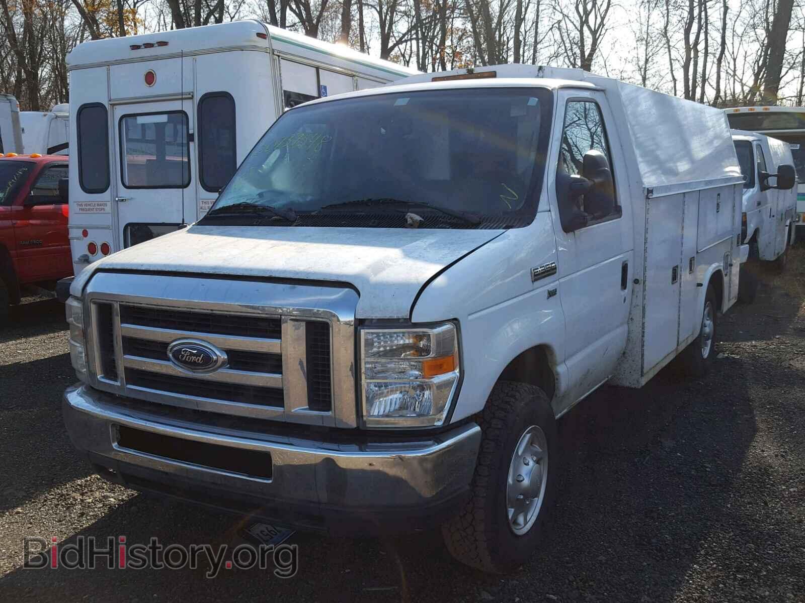 2011 FORD ECONOLINE - VIN: 1FDSE3FL6BDA13047 - Photo 2