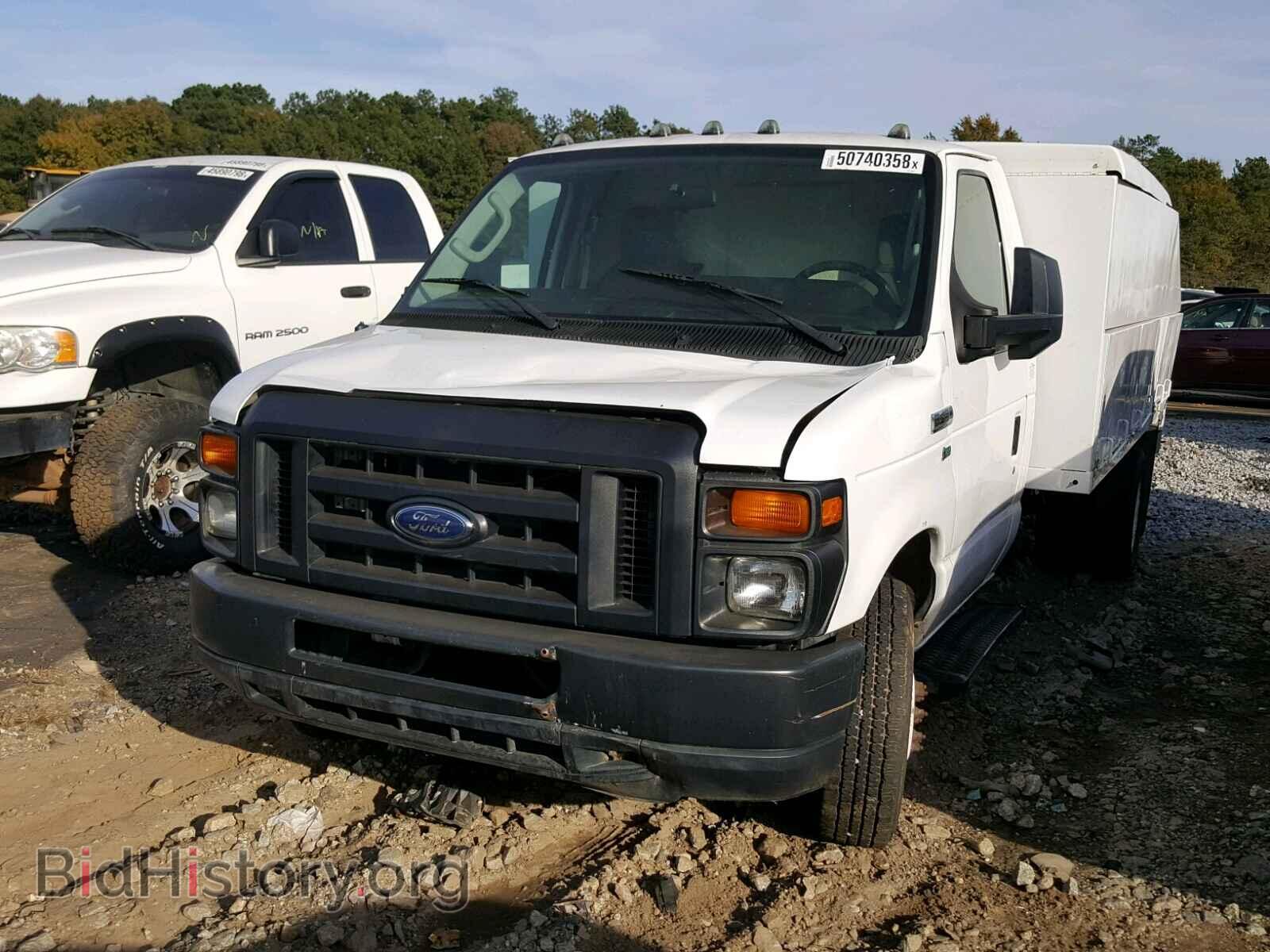 2011 FORD ECONOLINE - VIN: 1FDXE4FL0BDA95577 - Photo 2
