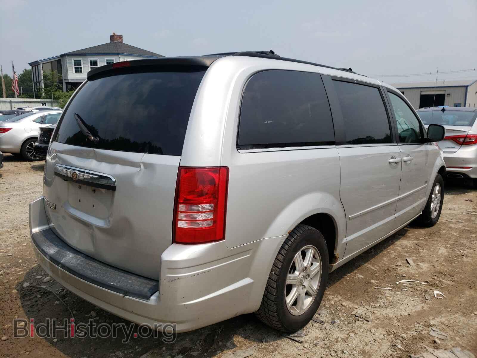 2008 CHRYSLER MINIVAN - VIN: 2A8HR54P38R701705 - Фото 4