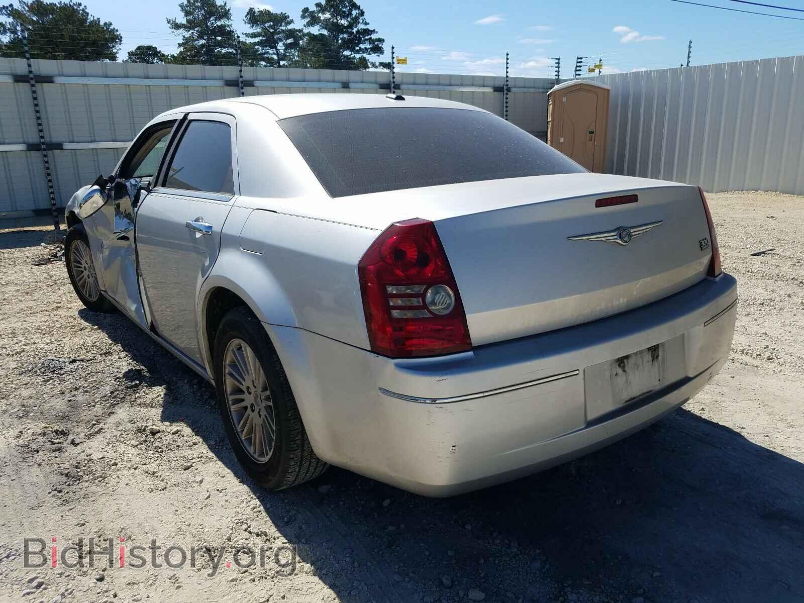 2010 CHRYSLER 300 - VIN: 2C3CA5CV1AH264621 - Фото 3