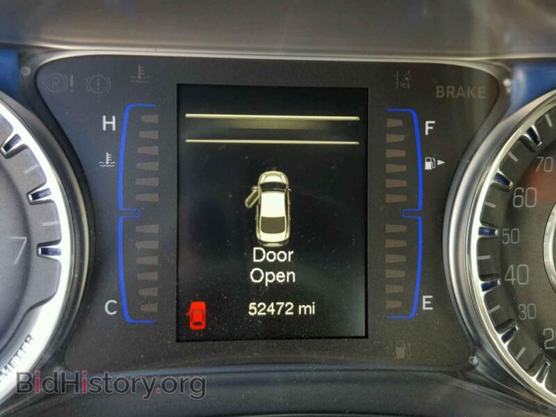 2017 Chrysler 200 (VIN 1C3CCCAB5HN507470) — фото 8 из 10