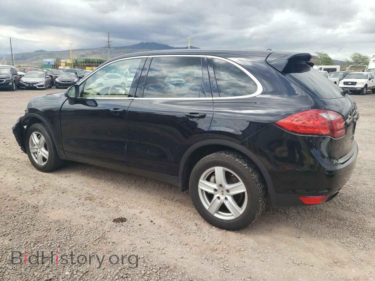 2011 PORSCHE CAYENNE - VIN: WP1AB2A28BLA42880 - Фото 2