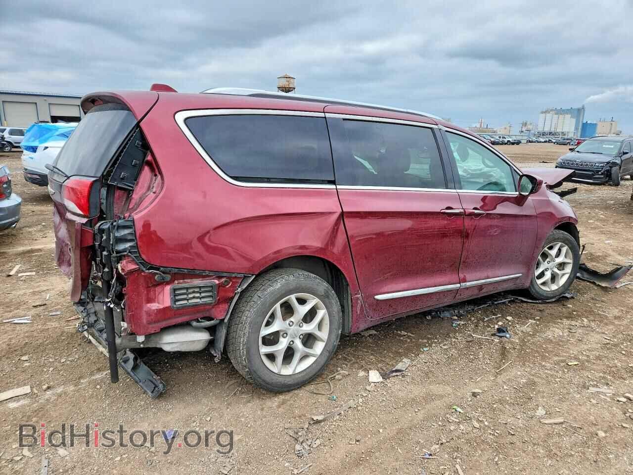 2017 CHRYSLER PACIFICA - VIN: 2C4RC1EGXHR721034 - Фото 3
