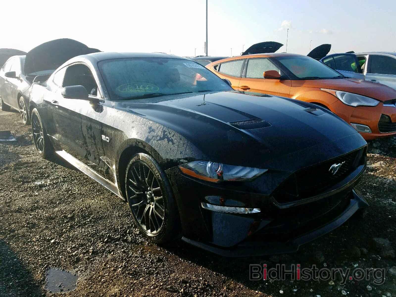 Photo 1FA6P8CF5J5104398 - FORD MUSTANG GT 2018