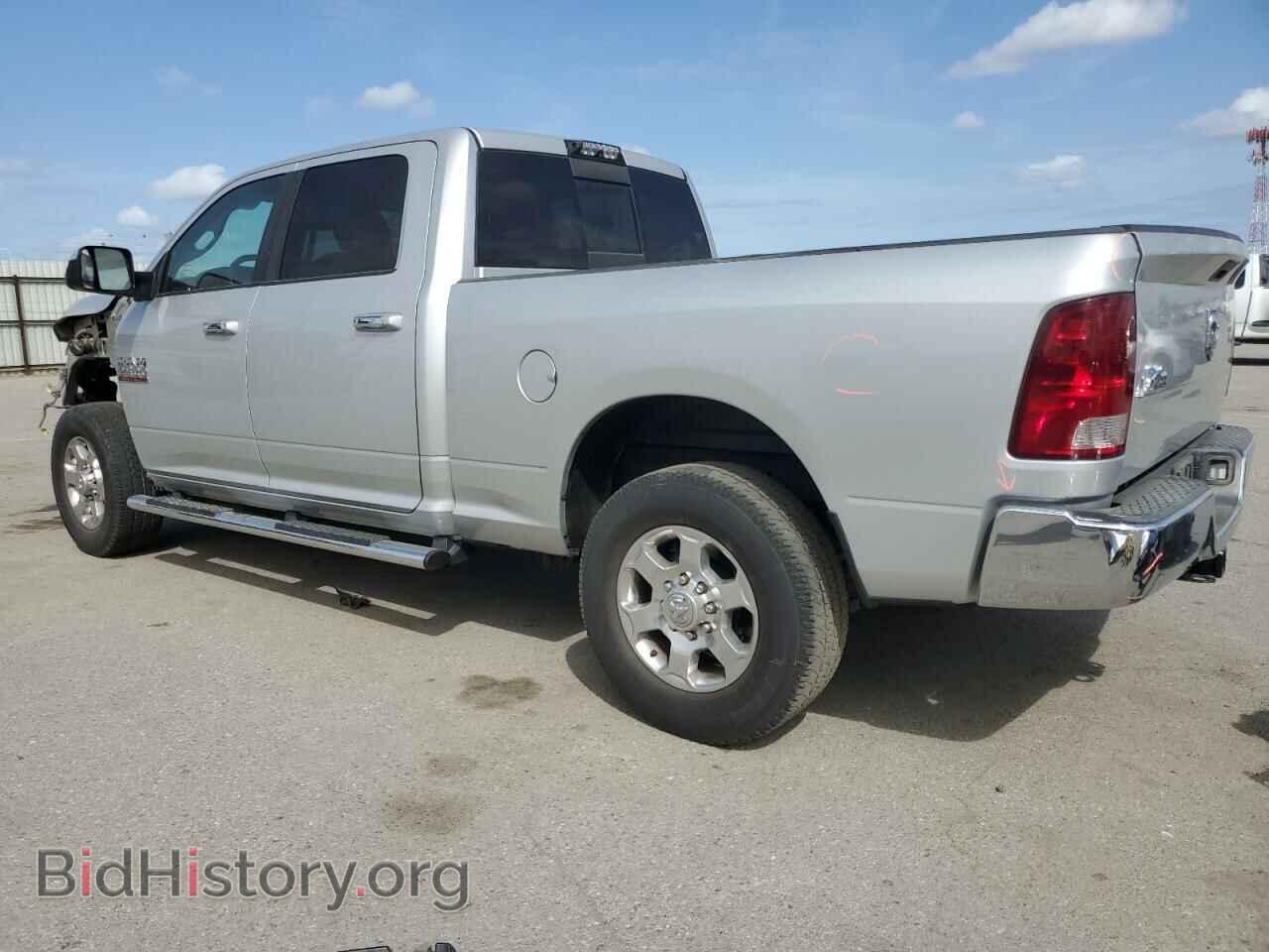 2017 RAM All Models - VIN: 3C6UR4DL1HG641840 - Фото 2