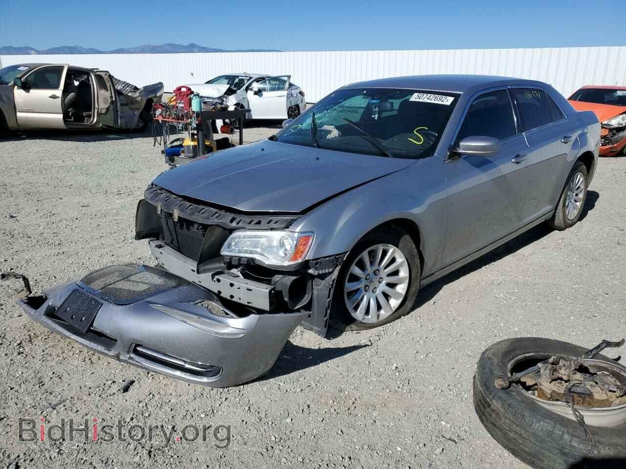 2014 CHRYSLER 300 - VIN: 2C3CCAAG0EH105036 - Photo 2
