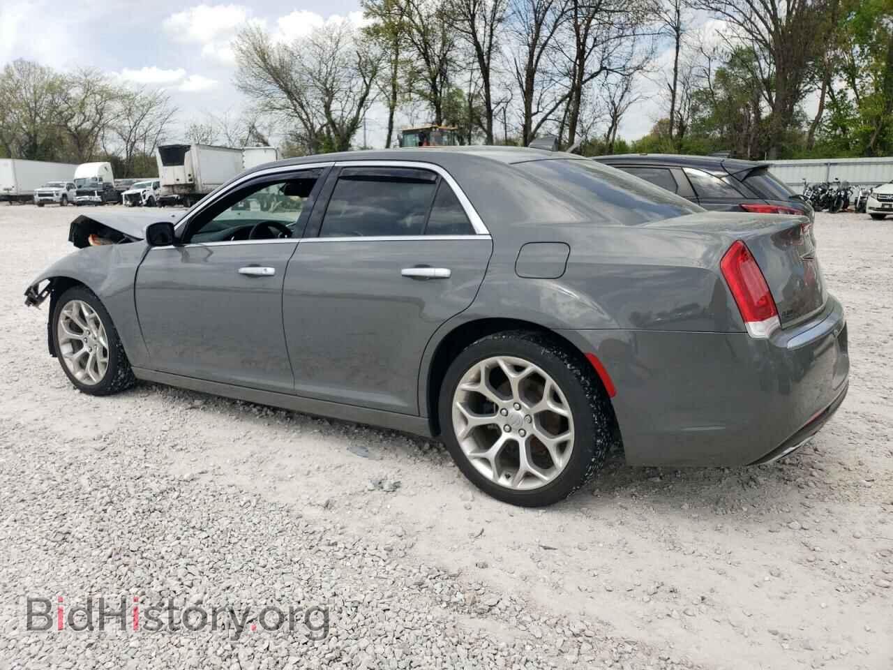 2018 CHRYSLER 300 - VIN: 2C3CCAPT4JH175007 - Фото 2