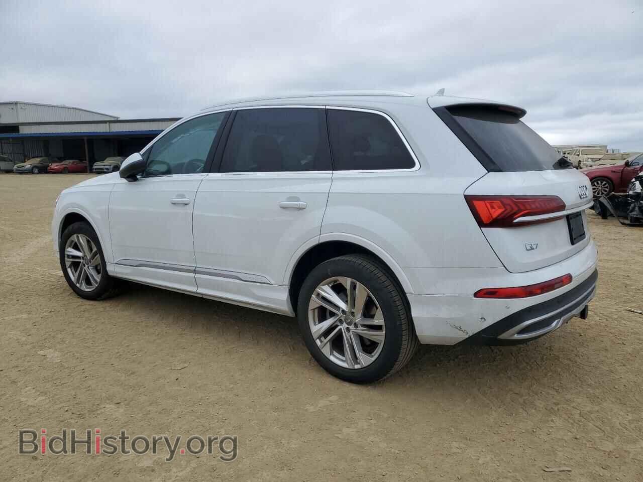 2021 AUDI Q7 - VIN: WA1LXAF7XMD010725 - Photo 2