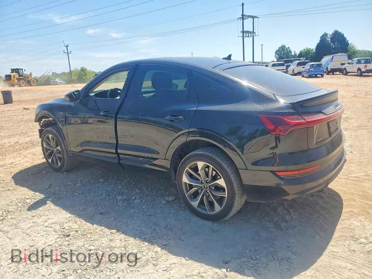 2021 AUDI E-TRON - VIN: WA12AAGE2MB011941 - Photo 2