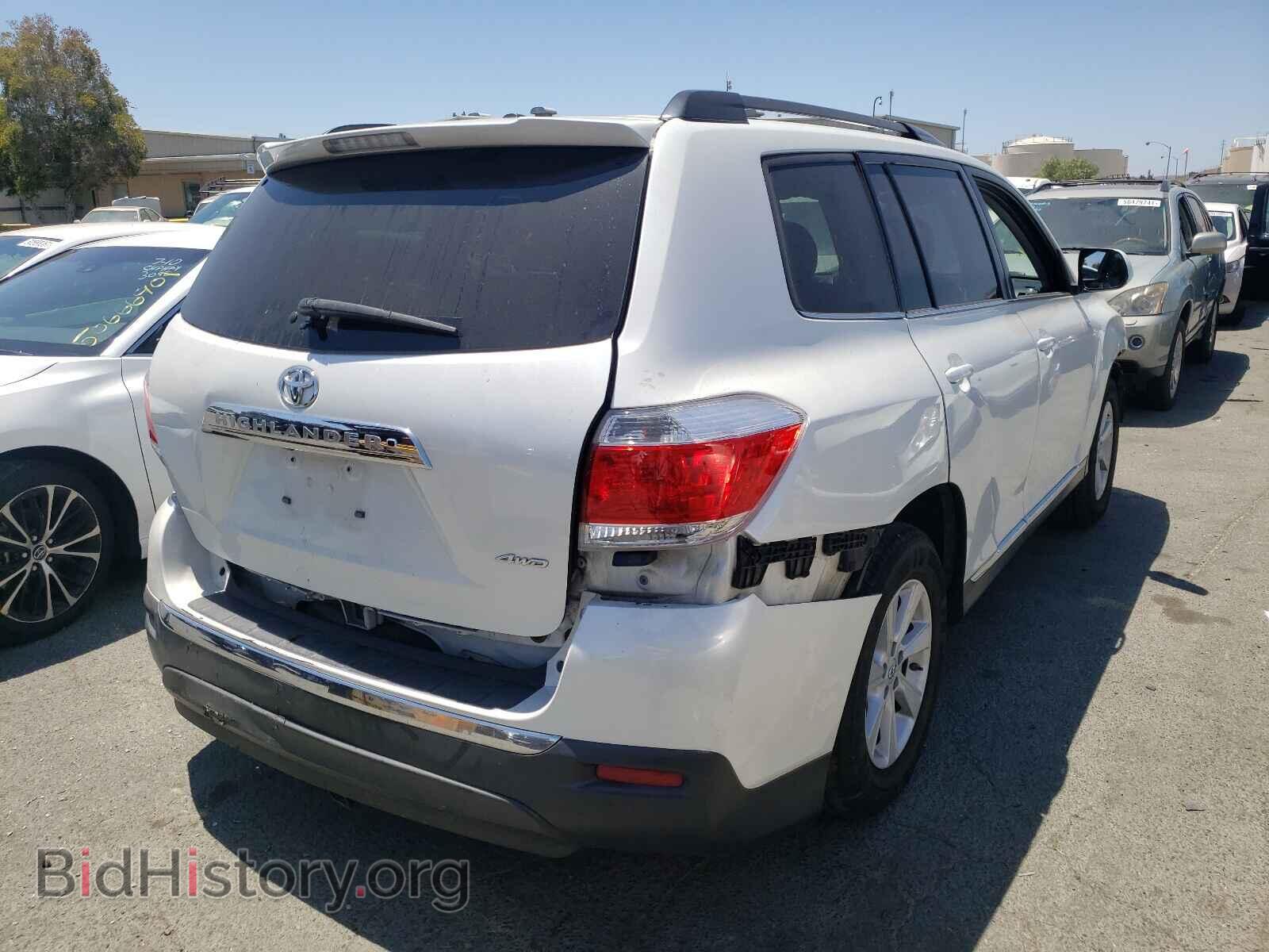 2011 TOYOTA HIGHLANDER - VIN: 5TDBK3EH0BS091788 - Фото 4