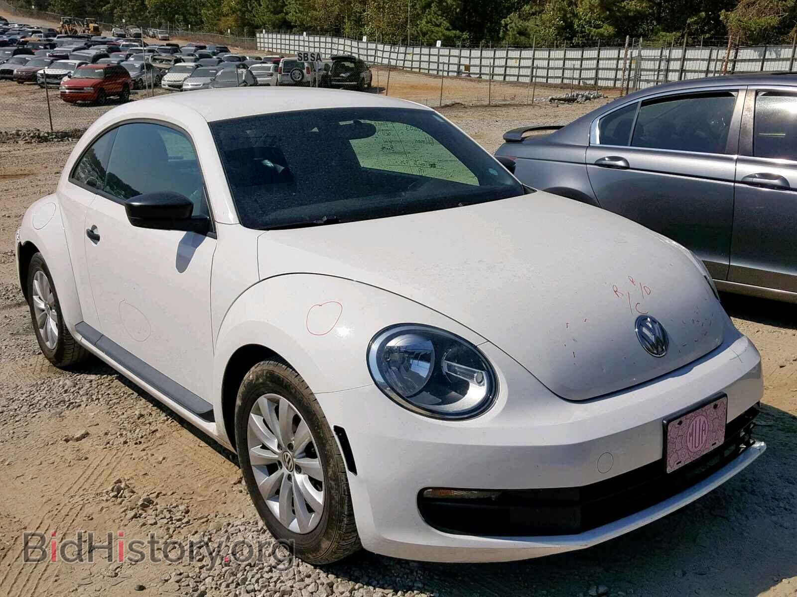 Фотография 3VWFP7AT3EM620026 - VOLKSWAGEN BEETLE 2014
