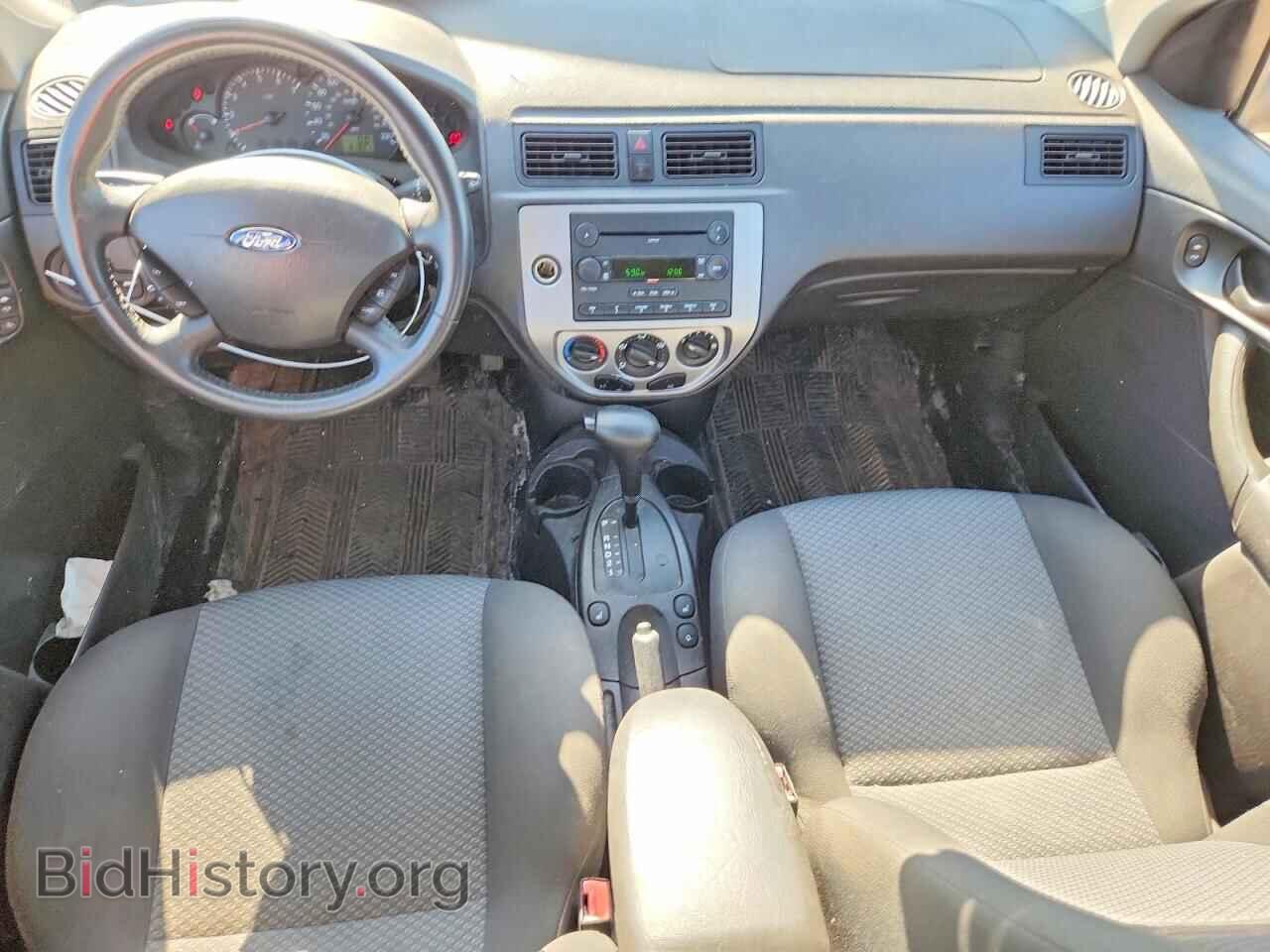 2007 FORD FOCUS - VIN: 1FAFP37N87W100353 - Фото 8