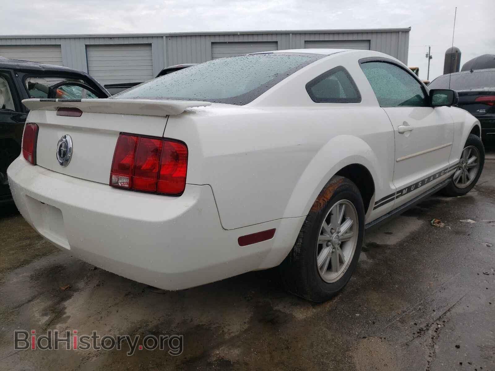 2007 FORD MUSTANG - VIN: 1ZVFT80NX75347101 - Фото 4