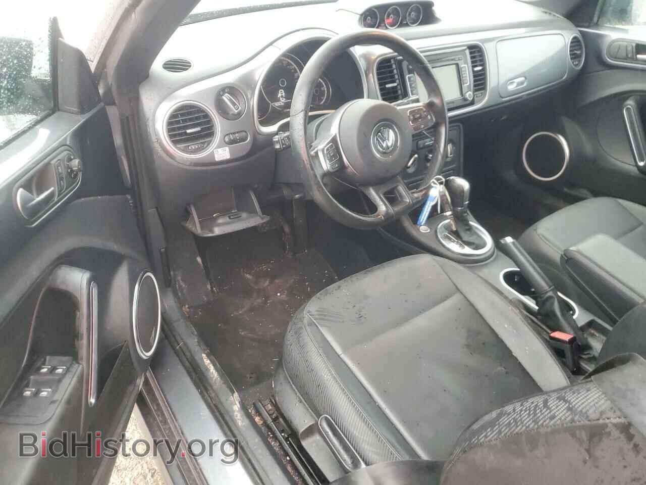 2013 VOLKSWAGEN BEETLE - VIN: 3VW5L7AT5DM816717 - Фото 8