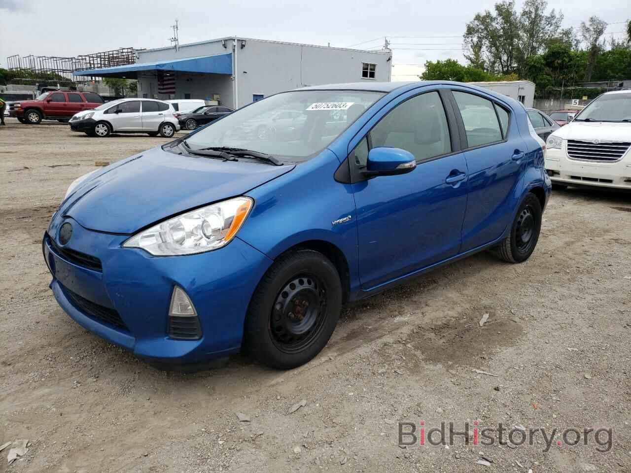 Photo JTDKDTB32E1075211 - TOYOTA PRIUS 2014