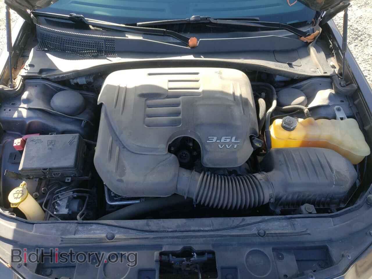 2019 CHRYSLER 300 - VIN: 2C3CCAGG3KH569330 - Фото 7