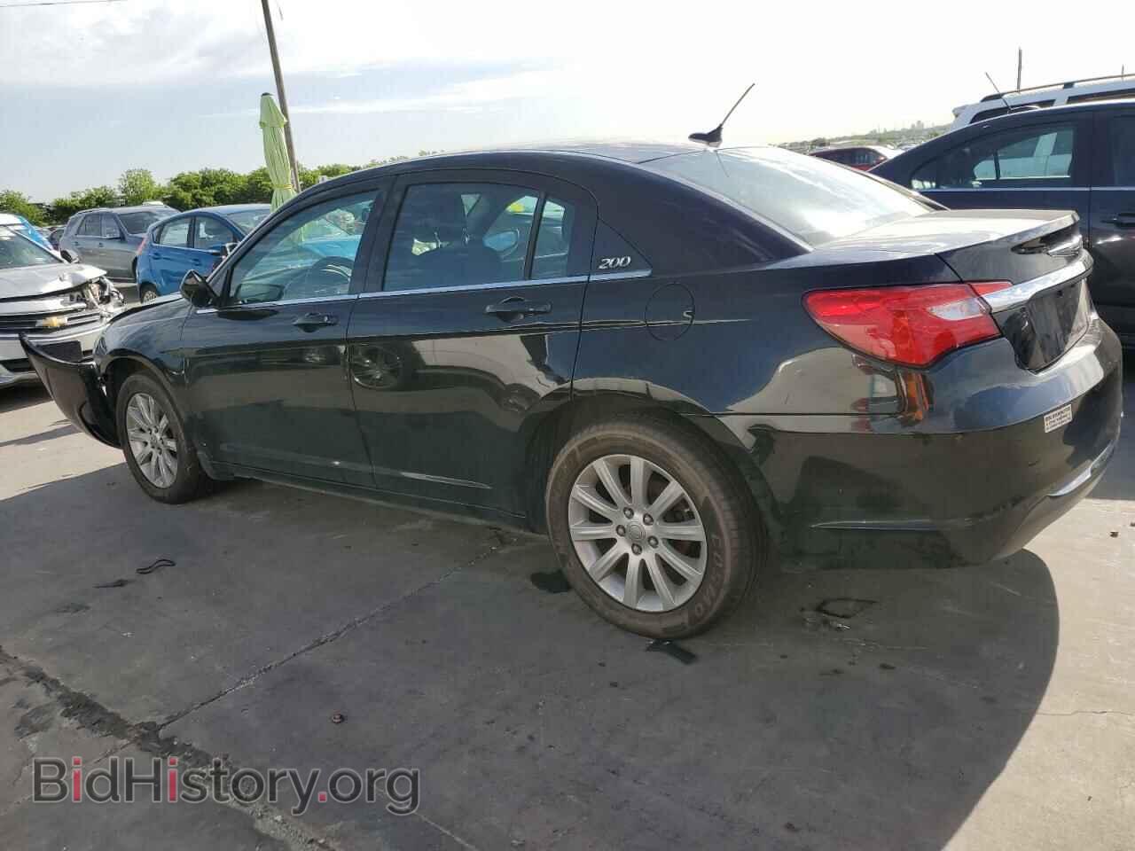 2013 CHRYSLER 200 - VIN: 1C3CCBBBXDN696247 - Фото 2